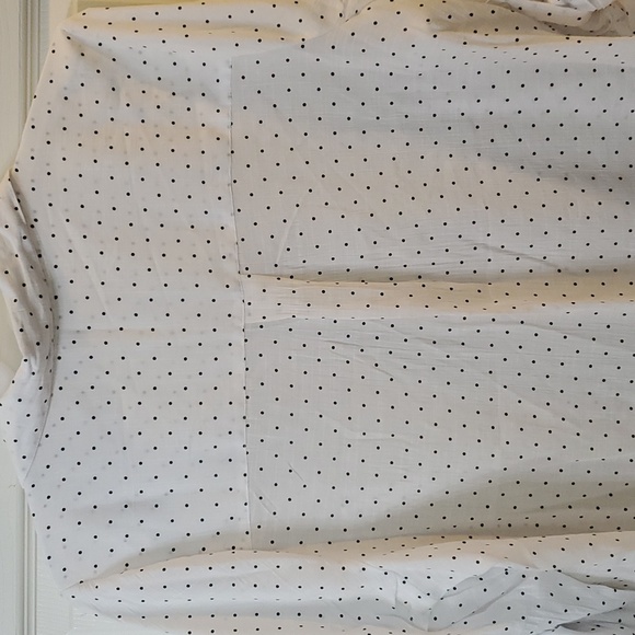 Emily Daniel's Woman's Plus Button Down Shirt 1X - Picture 6 of 6